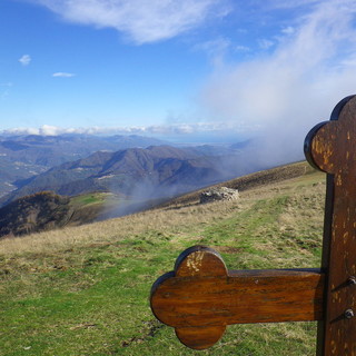Una escursione al Monte Guardiabella per la 'Giornata dei Sentieri Liguria con le guide ambientali