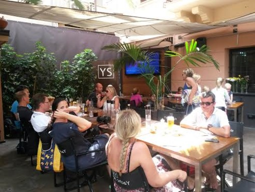 Imperia: l'equipaggio tedesco ospite dello Yacht Club: "Li ringraziamo per l'organizzazione" Imperia: l'equipaggio tedesco ospite dello Yacht Club: "Li ringraziamo per l'organizzazione"