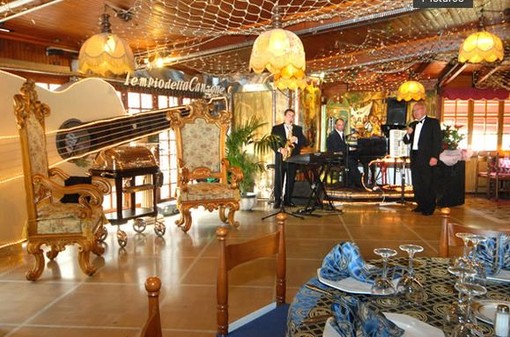 Vallecrosia: trionfo al Ristorante da Erio per la serata ispirata agli anni 60/70