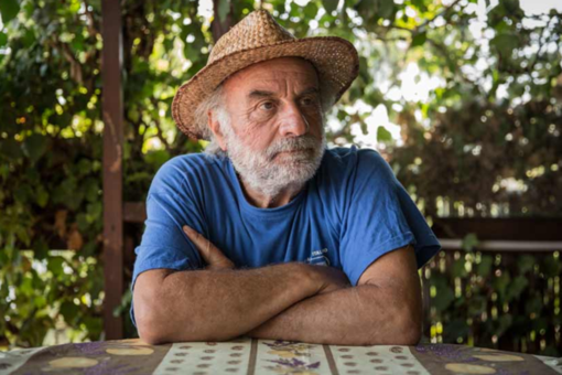 Ventimiglia: alla Biblioteca Aprosiana la presentazione del libro “Il Sentiero della Speranza” di Enzo Barnabà Ventimiglia: alla Biblioteca Aprosiana la presentazione del libro “Il Sentiero della Speranza” di Enzo Barnabà