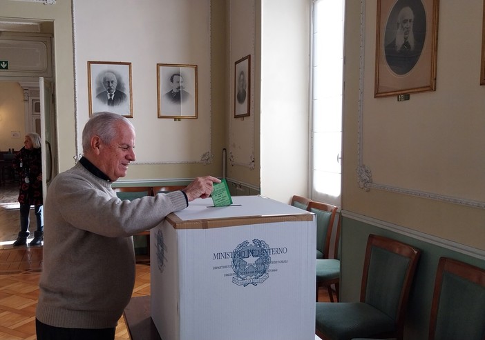 Elezioni provinciali, il presidente Scajola: "Rifiuti, trasporto pubblico e acqua al centro dell'agenda"