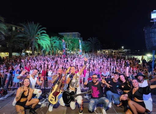 Taggia, periodo di Ferragosto da tutto esaurito: “Complici gli eventi di qualità e apprezzati dal pubblico, siamo soddisfatti del successo” (foto) Taggia, periodo di Ferragosto da tutto esaurito: “Complici gli eventi di qualità e apprezzati dal pubblico, siamo soddisfatti del successo” (foto)