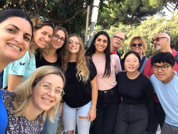 Sanremo: al liceo Cassini risplende l'Europa con attività di insegnamento e job shadowing nell'ambito del progetto Erasmus+