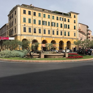 Imperia: per fronteggiare emergenza idrica, stop a erogazione acqua nella fontana di piazza Dante