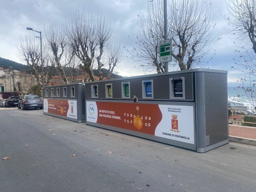 Ventimiglia, l’eco-isola informatizzata sta per arrivare anche in frazione Trucco e in corso Limone Piemonte Ventimiglia, l’eco-isola informatizzata sta per arrivare anche in frazione Trucco e in corso Limone Piemonte