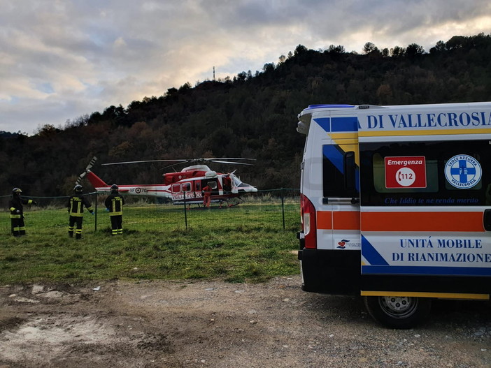 Ventimiglia: auto si ribalta a Trucco lungo la statale 20: ferita una giovane di 27 anni (Foto)