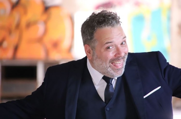 "Oltrelariva. L'entroterra in musica", spettacolo di Enzo Paci a Dolceacqua (Foto) "Oltrelariva. L'entroterra in musica", spettacolo di Enzo Paci a Dolceacqua (Foto)