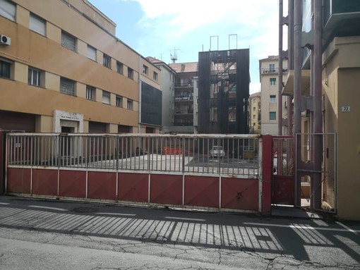 Imperia: arrivata un'offerta per l'ex caserma dei Vigili del Fuoco, avviata dalla Provincia una manifestazione di interesse Imperia: arrivata un'offerta per l'ex caserma dei Vigili del Fuoco, avviata dalla Provincia una manifestazione di interesse