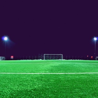 I vantaggi dell'erba sintetica per campi da calcio: ecco tutto quello che devi sapere