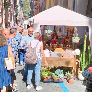 Expo Valle Arroscia, un’edizione da record: Lupi: "Nuove prospettive per turismo ed enogastronomia" (Video) Expo Valle Arroscia, un’edizione da record: Lupi: "Nuove prospettive per turismo ed enogastronomia" (Video)