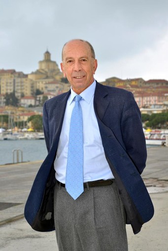 Imperia: venerdì prossimo al Rossini la presentazione della lista civica 'Imperia Riparte' a sostegno di Annoni Sindaco Imperia: venerdì prossimo al Rossini la presentazione della lista civica 'Imperia Riparte' a sostegno di Annoni Sindaco