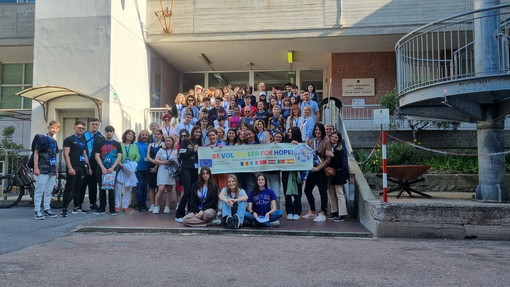 Imperia: al liceo Vieusseux al via il Progetto Erasmus+ 'Be volunteer for hope' (video) Imperia: al liceo Vieusseux al via il Progetto Erasmus+ 'Be volunteer for hope' (video)