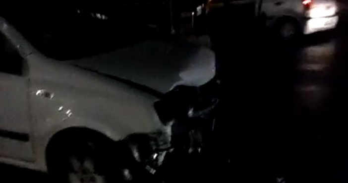 Camporosso: frontale sul ponte del Nervia. Tre le auto coinvolte. Nessun ferito grave