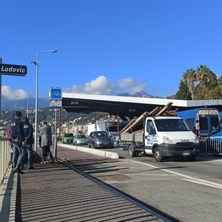 Grave attentato dei giorni scorsi a Mosca: riunione in Prefettura, accentuate le misure di vigilanza Grave attentato dei giorni scorsi a Mosca: riunione in Prefettura, accentuate le misure di vigilanza