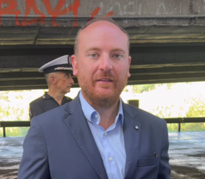 Migranti a Ventimiglia, Di Muro: "Numeri contenuti, rafforzati i controlli contro bivacchi e illegalità" Migranti a Ventimiglia, Di Muro: "Numeri contenuti, rafforzati i controlli contro bivacchi e illegalità"