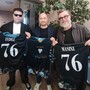 La Sanremese omaggia Fedez e Masini, consegnata la maglia celebrativa del Festival: “Generazioni a confronto, stessa maglia” La Sanremese omaggia Fedez e Masini, consegnata la maglia celebrativa del Festival: “Generazioni a confronto, stessa maglia”