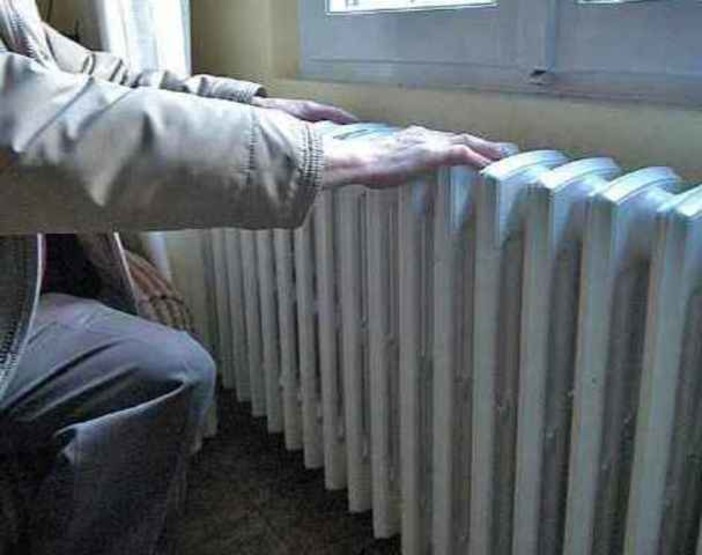 Ventimiglia, il sindaco autorizza la proroga dell’accensione dei riscaldamenti fino al 16 aprile Ventimiglia, il sindaco autorizza la proroga dell’accensione dei riscaldamenti fino al 16 aprile