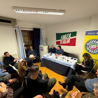 Elezioni Ventimiglia: Forza Italia raccoglie le ultime firme per la presentazione della lista elettorale