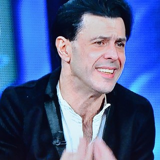Straordinario Ezio Bosso a #Sanremo2016: "La musica è la nostra vera terapia"