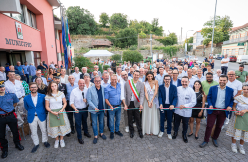 Inaugurata con una straordinaria partecipazione di ospiti la 71esima Fiera Nazionale della Nocciola di Cortemilia Inaugurata con una straordinaria partecipazione di ospiti la 71esima Fiera Nazionale della Nocciola di Cortemilia