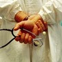 Sanità ligure, stop ai medici “gettonisti”: il Consiglio regionale chiede meno esternalizzazioni e più assunzioni Sanità ligure, stop ai medici “gettonisti”: il Consiglio regionale chiede meno esternalizzazioni e più assunzioni