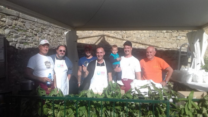 Pigna: successo per la consueta 'Sagra del fungo' con un numeroso pubblico festante
