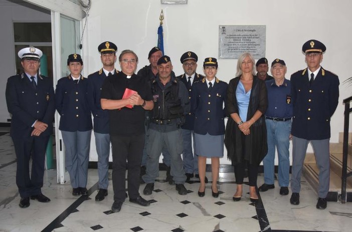 La Polizia di Stato ricorda il Vice Sovrintendente Diego Turra, caduto in servizio a Ventimiglia il 6 agosto 2016 La Polizia di Stato ricorda il Vice Sovrintendente Diego Turra, caduto in servizio a Ventimiglia il 6 agosto 2016