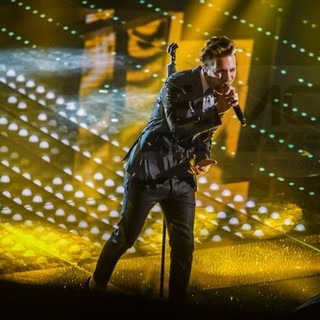 #Festival2017: il saluto a Sanremo News da Alessio Bernabei intervistato da Radio Grp da 'Pixel'