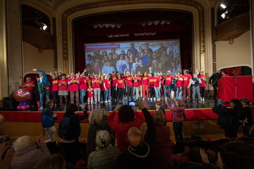 Generazione Sanremo invita la città: aperitivo in spiaggia per fare il punto sul primo anno di mandato