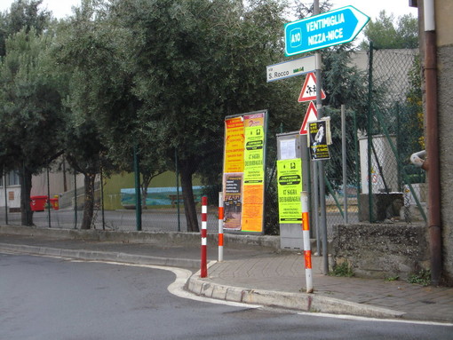 Pubblicità e pubbliche affissioni: addio all’ufficio in Comune a Ventimiglia, servizio verrà affidato a ditta esterna