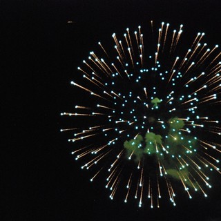 Ventimiglia: dopo l'ordinanza di Capodanno ieri sera alle 23 fuochi artificiali sul mare, erano autorizzati?
