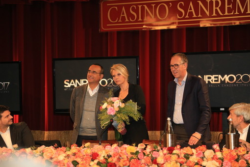 #Festival di Sanremo: polemica sui promo in tv “Quando si lavora ad uno spot non si pensa a cosa c’è dietro" #Festival di Sanremo: polemica sui promo in tv “Quando si lavora ad uno spot non si pensa a cosa c’è dietro"