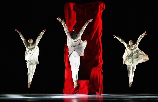 'Faust', spettacolo di balletto al Grimaldi Forum di Monaco 'Faust', spettacolo di balletto al Grimaldi Forum di Monaco