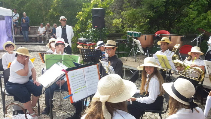 Ventimiglia: successo di visitatori e consensi positivi alla ‘Festa sella Vendemmia’ di ieri ai Giardini Botanici Hanbury (foto) Ventimiglia: successo di visitatori e consensi positivi alla ‘Festa sella Vendemmia’ di ieri ai Giardini Botanici Hanbury (foto)
