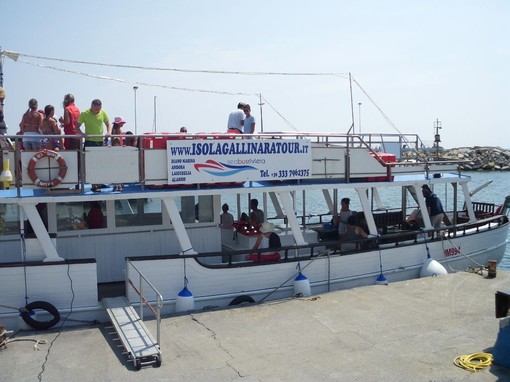 Laigueglia: venerdì 29 Luglio assisti allo Sbarco dei Saraceni e ai fuochi d'artificio musicali a Bordo della Dea Diana Laigueglia: venerdì 29 Luglio assisti allo Sbarco dei Saraceni e ai fuochi d'artificio musicali a Bordo della Dea Diana