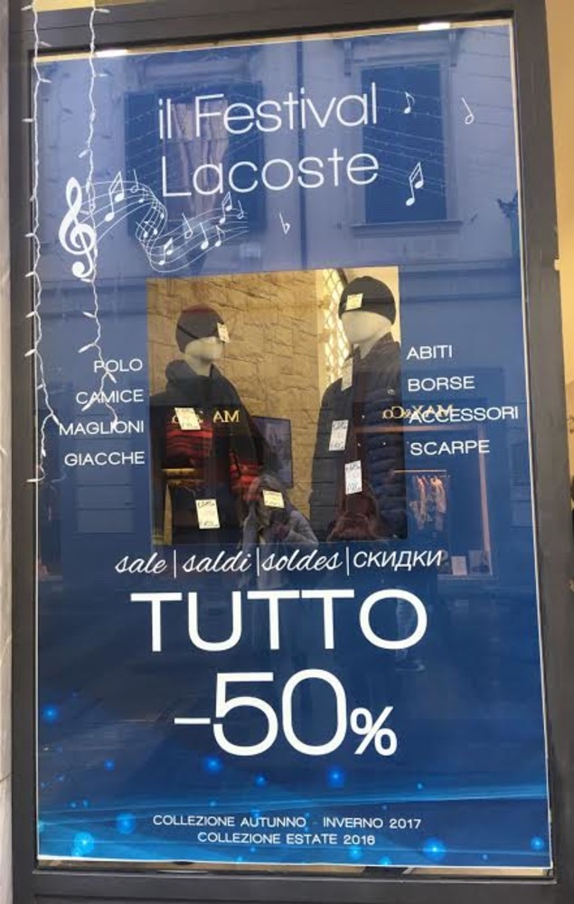 Sanremo: il negozio Lacoste di via Matteotti lancia la settimana del "Festival dell'abbigliamento" Sanremo: il negozio Lacoste di via Matteotti lancia la settimana del "Festival dell'abbigliamento"