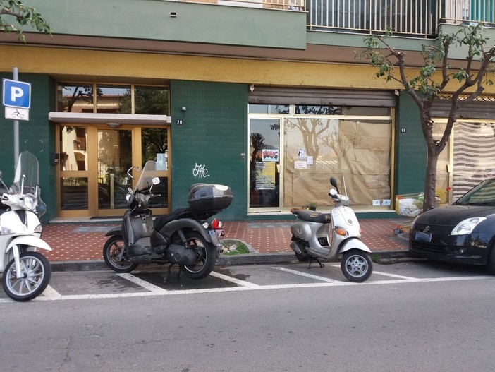 Vallecrosia: dopo il clamore dei giorni scorsi intervengono i ragazzi del 'Freespot' "Un caso solo per la presenza di 'neri'?"