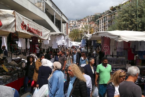 Sanremo: domenica prossima classico appuntamento con la 'Fiera di Maggio' dalle 8 alle 20, i divieti Sanremo: domenica prossima classico appuntamento con la 'Fiera di Maggio' dalle 8 alle 20, i divieti