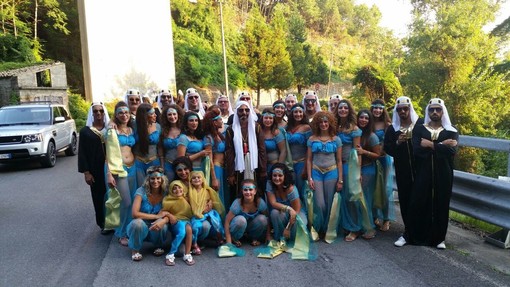Per il carnevale estivo di Coldirodi scegli un tema ed entra con ingresso personalizzato: Festidea e Famija Culantina in collaborazione per l'evento di sabato 30 Luglio Per il carnevale estivo di Coldirodi scegli un tema ed entra con ingresso personalizzato: Festidea e Famija Culantina in collaborazione per l'evento di sabato 30 Luglio