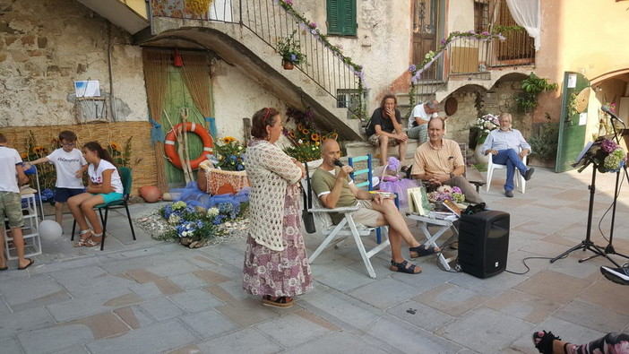 Costarainera: successo per la prima edizione della manifestazione ‘Fiordiborgo’ (foto)