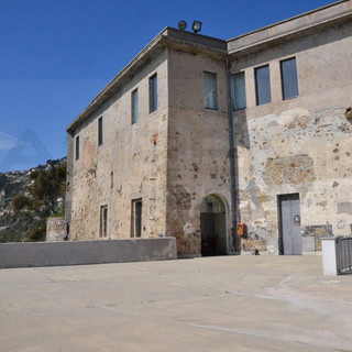 Ventimiglia, bando per servizio di ristorazione al Forte dell'Annunziata: prorogato il termine