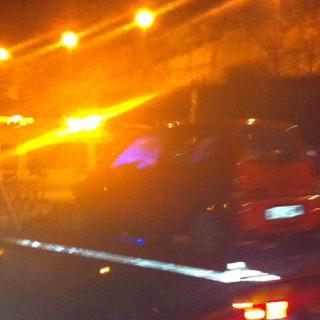 Schianto frontale in via Biancheri a Ventimiglia, ferite madre e figlia