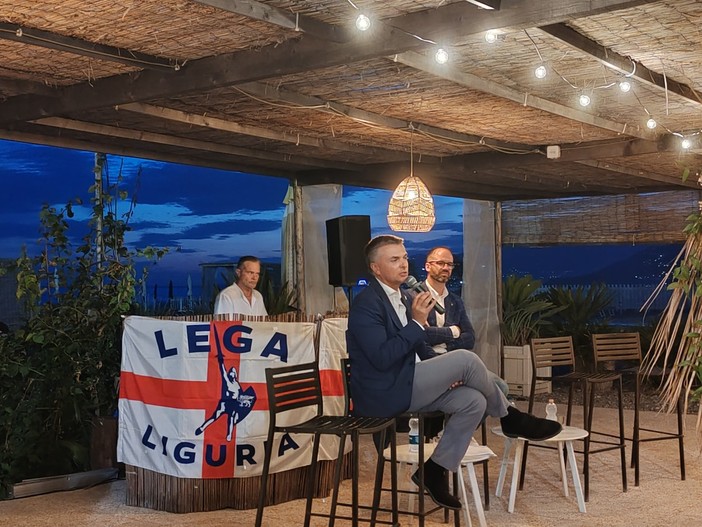 Sicurezza a Sanremo, Rixi: "Come Lega abbiamo chiesto l'aumento degli organici delle forze dell'ordine" (Foto e video) Sicurezza a Sanremo, Rixi: "Come Lega abbiamo chiesto l'aumento degli organici delle forze dell'ordine" (Foto e video)