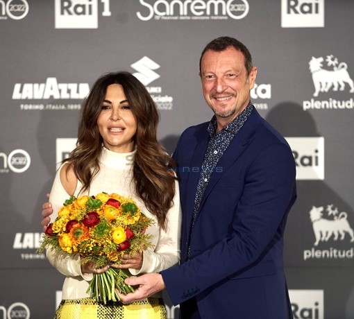 Sanremo 2022, Sabrina Ferilli: “Il Festival patrimonio immenso della nostra cultura” Sanremo 2022, Sabrina Ferilli: “Il Festival patrimonio immenso della nostra cultura”