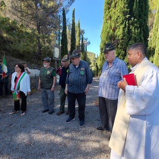 Ventimiglia celebra la Festa degli Alberi e dedica un cipresso alla memoria dell'alpino e benefattore Andrea Carminati (Foto e video)