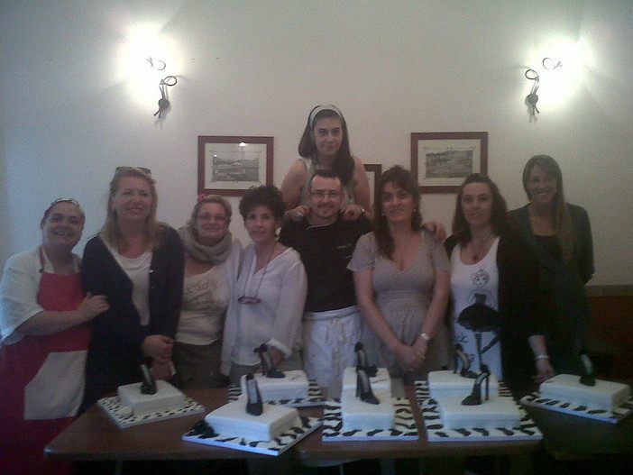 Diano Marina: proseguono con successo le lezioni della 1a edizione del 'Mastercakedesign'