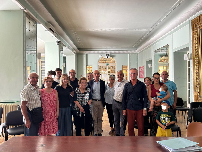 Sanremo: incontro in Comune con il comitato di cittadini del ‘Consorzio Lunaire’ di Valle Armea Sanremo: incontro in Comune con il comitato di cittadini del ‘Consorzio Lunaire’ di Valle Armea