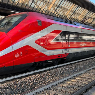 Regione, attiva la piattaforma per i contributi sugli abbonamenti Alta Velocità Regione, attiva la piattaforma per i contributi sugli abbonamenti Alta Velocità