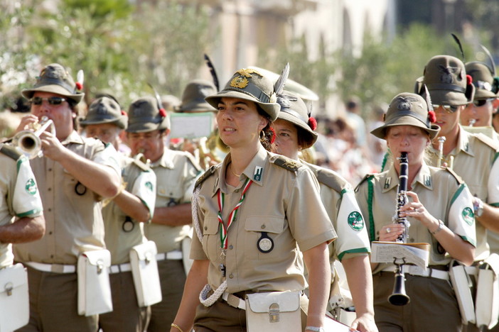 La fanfara alpina sezionale 'Colle di Nava' domani ad Imperia alla manifestazione 'Olioliva 2011'