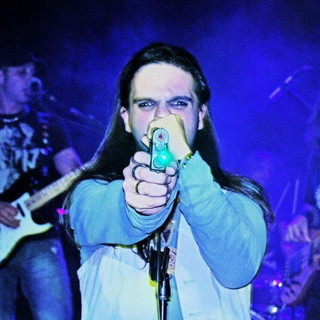 Stasera a Badalucco il suono dei Litfiba nella Piazza con il concerto dei Fata Morgana